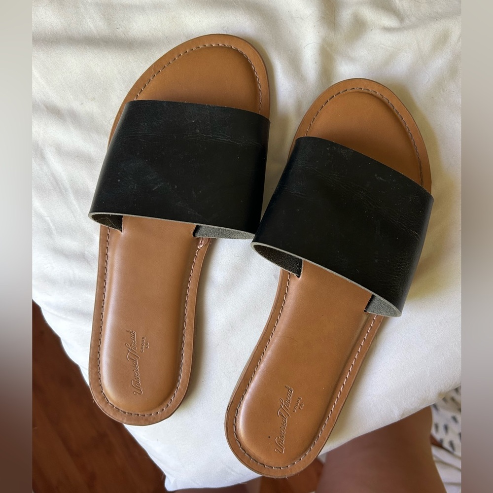 A new day Sandal - black